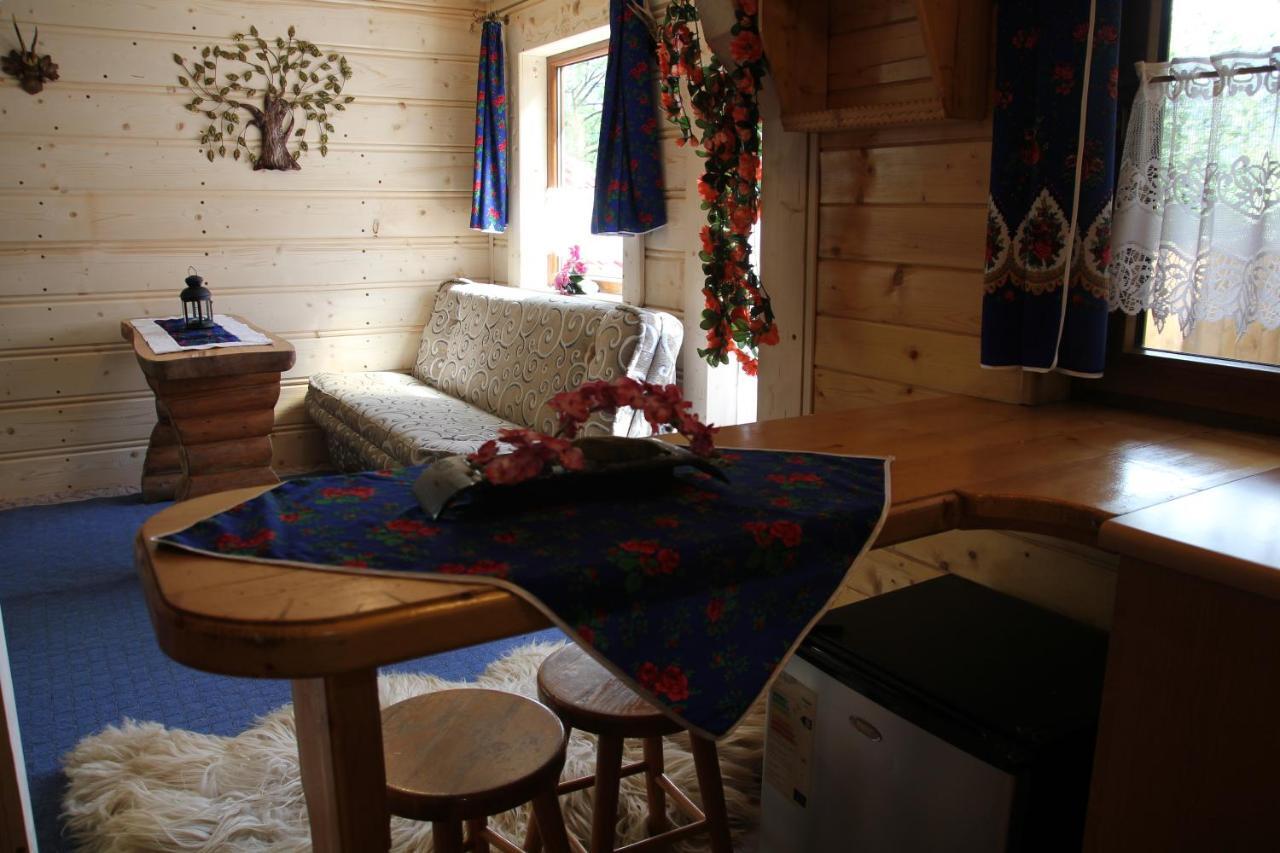 Pod Zielonym Lasem Chalet *